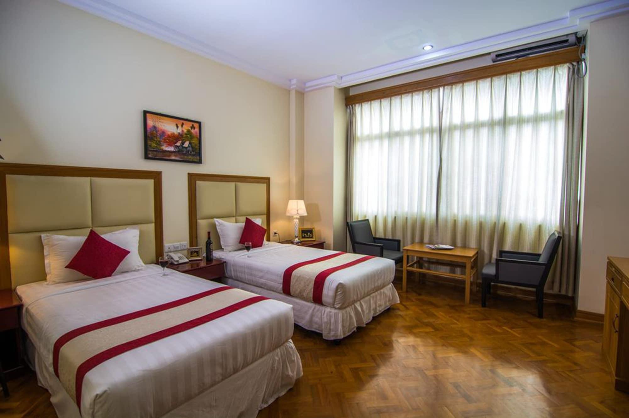 Royal Inlay Hotel Nyaung Shwe Ngoại thất bức ảnh