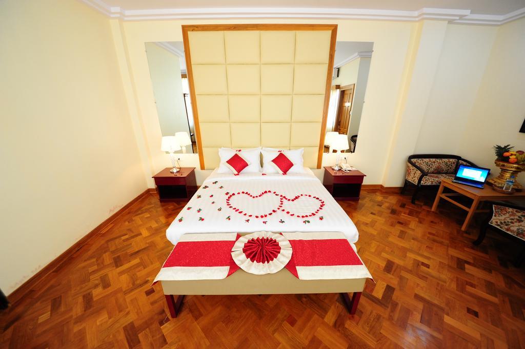 Royal Inlay Hotel Nyaung Shwe Ngoại thất bức ảnh