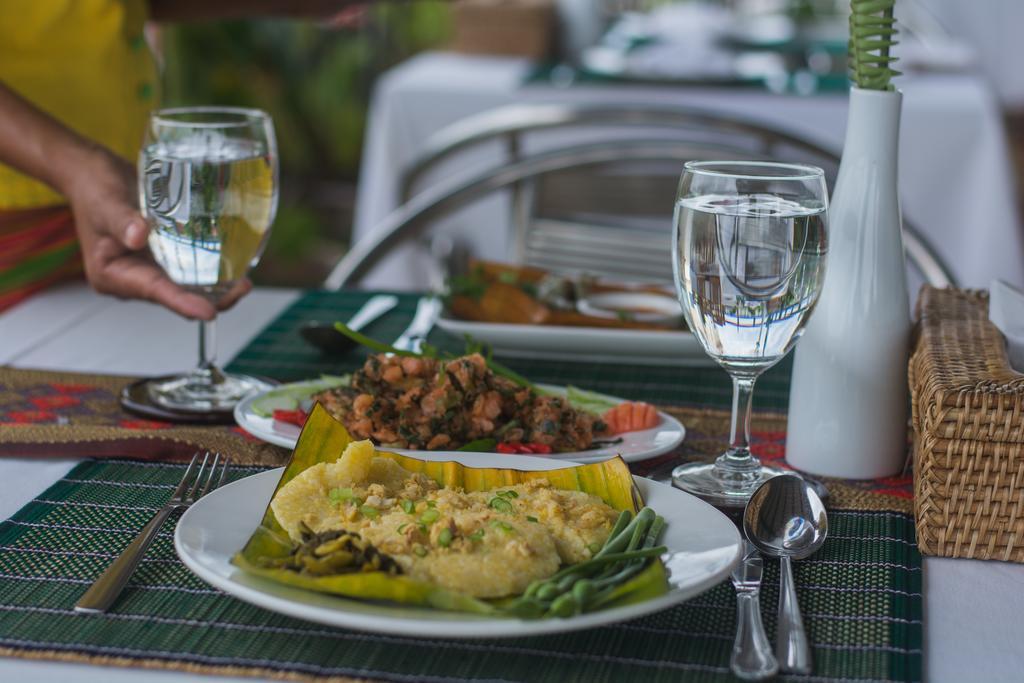 Royal Inlay Hotel Nyaung Shwe Ngoại thất bức ảnh