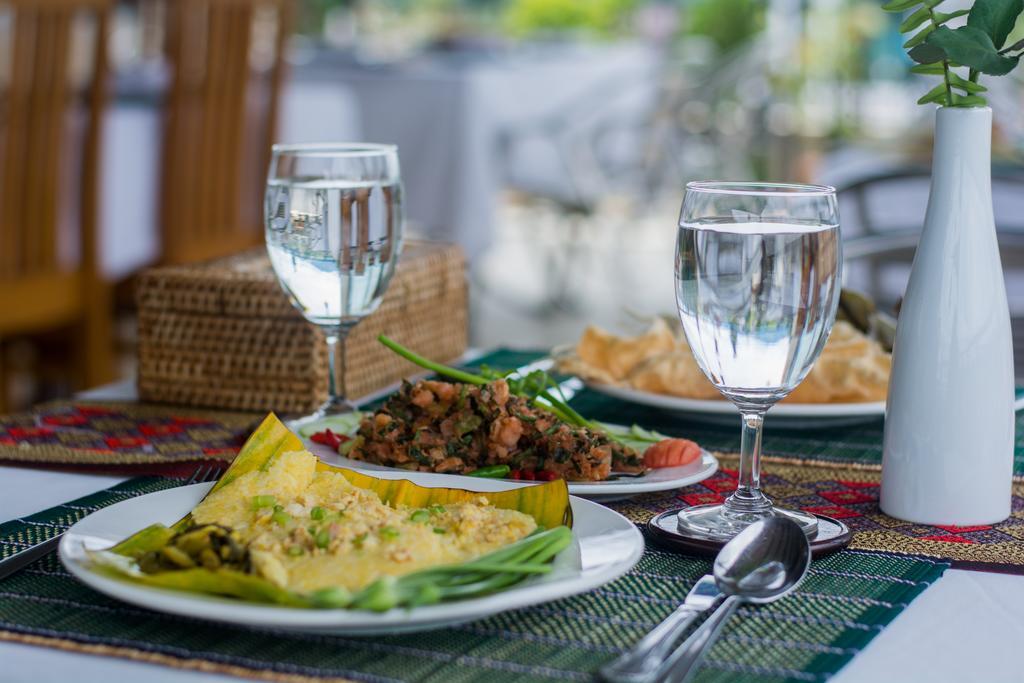 Royal Inlay Hotel Nyaung Shwe Ngoại thất bức ảnh