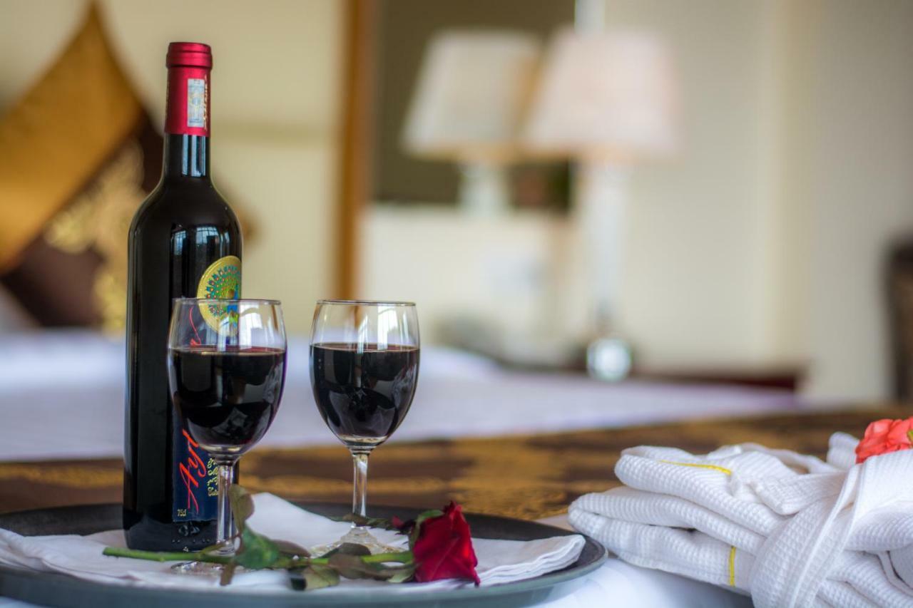 Royal Inlay Hotel Nyaung Shwe Ngoại thất bức ảnh