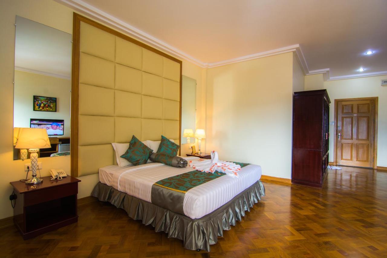 Royal Inlay Hotel Nyaung Shwe Ngoại thất bức ảnh